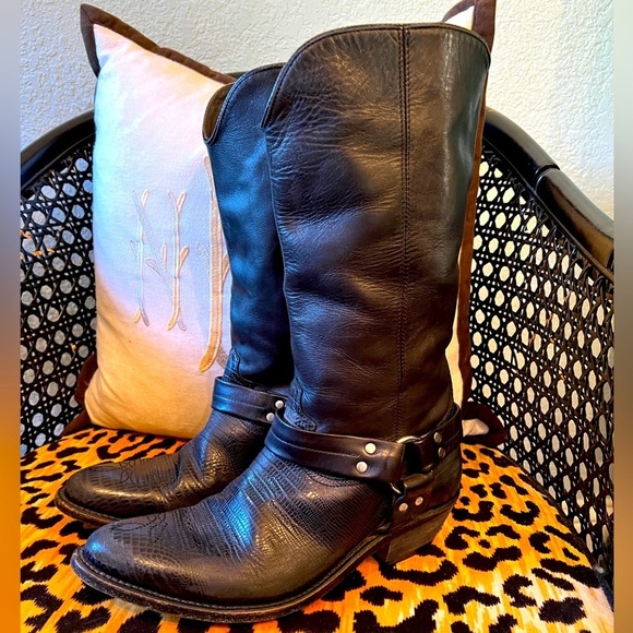 GOLDEN GOOSE Black Leather Boots Motorcycle Cowboy Boots Made in Italy - Picture 1 of 14